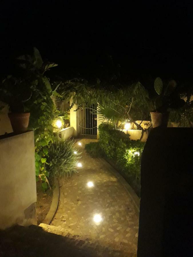 Villa Domus Austri Mesina Exterior foto